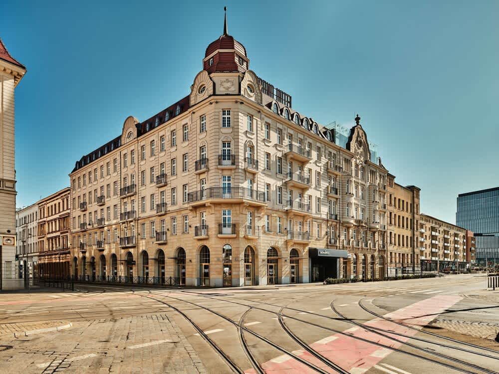 Mövenpick Grand Hotel Wroclaw 1