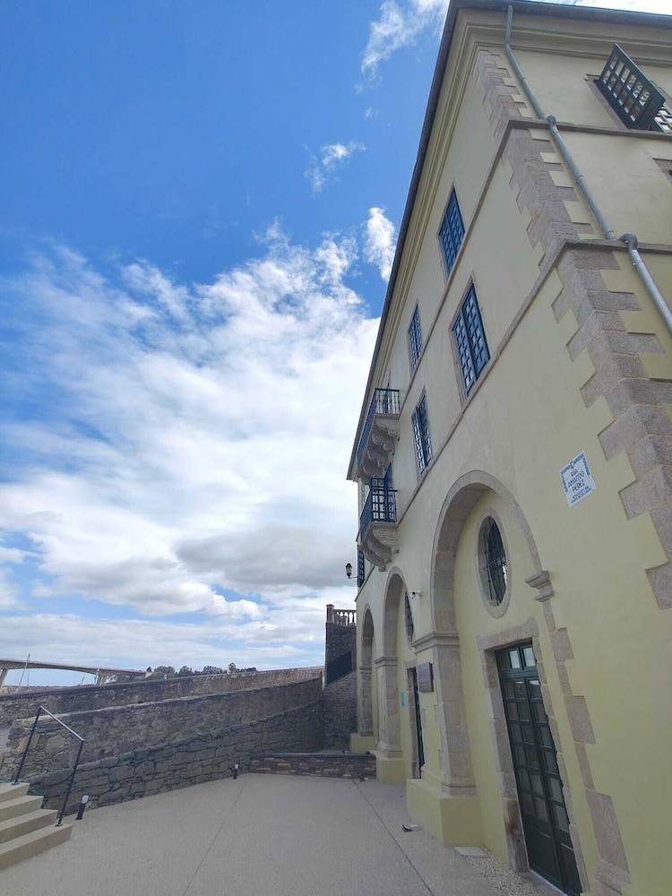 U-Hotel Aduana Ribadeo 1