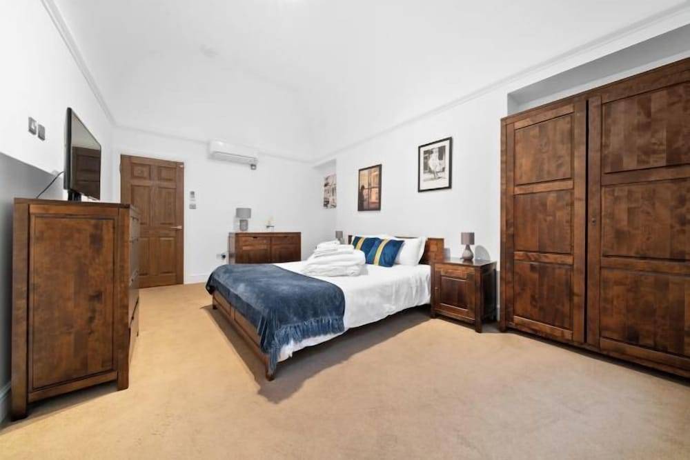 Apartment 2, 48 Bishopsgate by City Living London 2