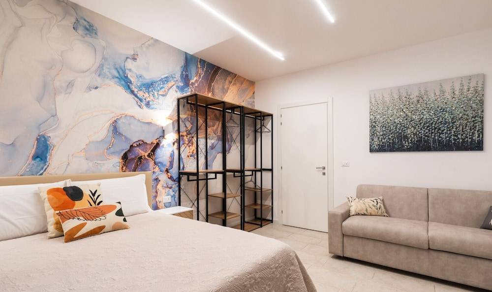 Barirooms - Sparano Suites 1