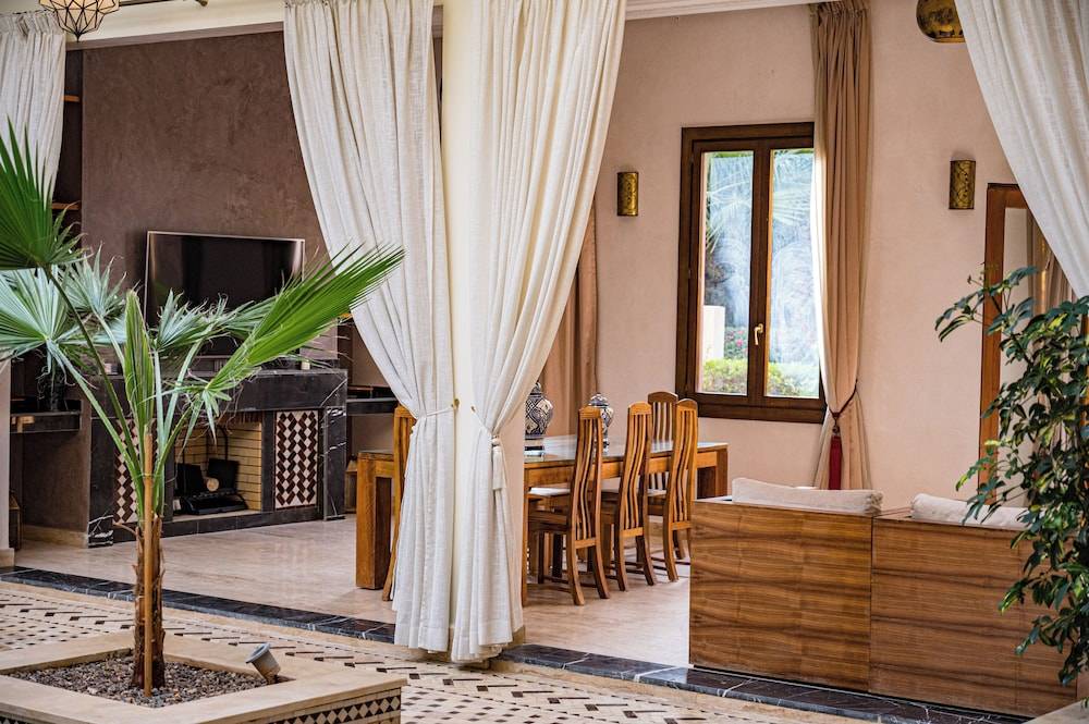 Riad Tonaroz 1