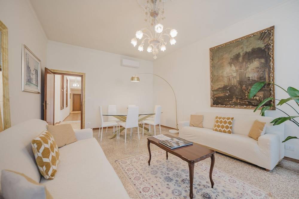 Santo Stefano Palace 1