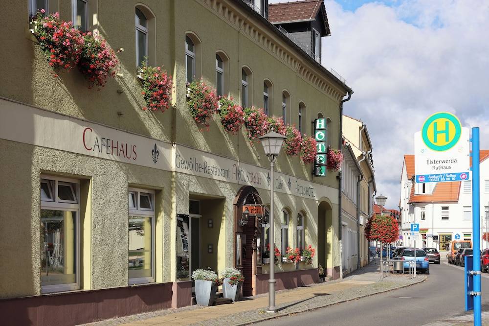 Hotel Arcus 1