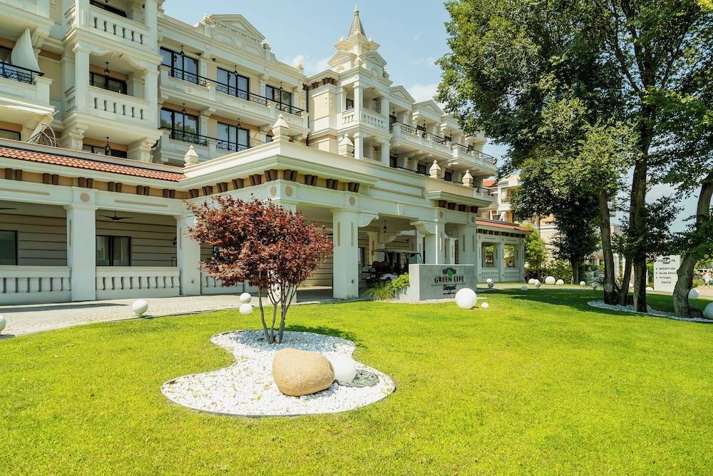 Green Life Apartments Sozopol 1