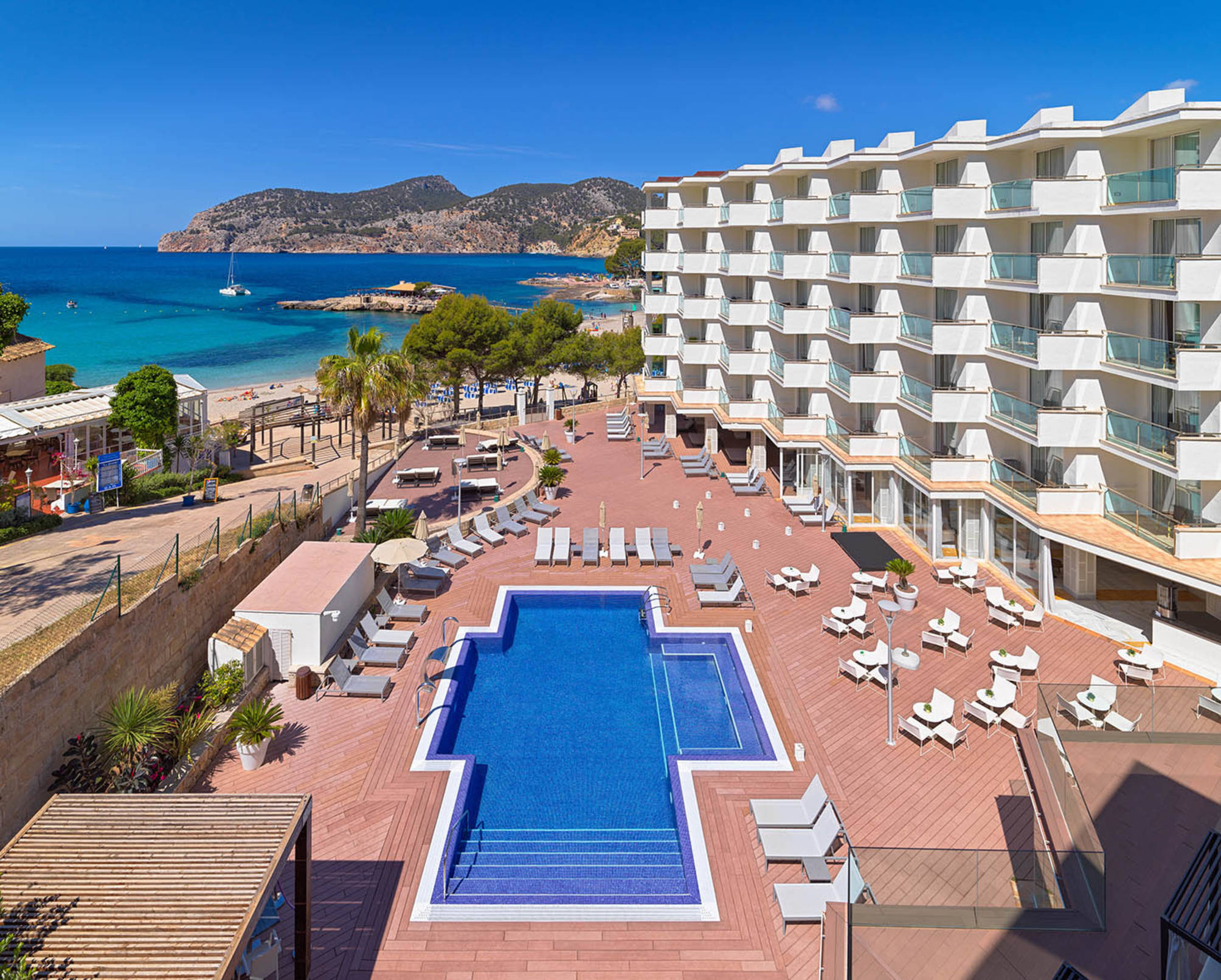 Boutique Hotel H10 Blue Mar - Adults Only 2