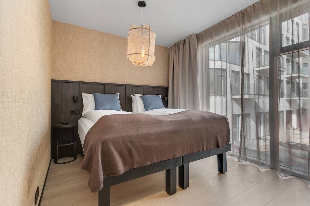 Strand Hotel Apartments 2