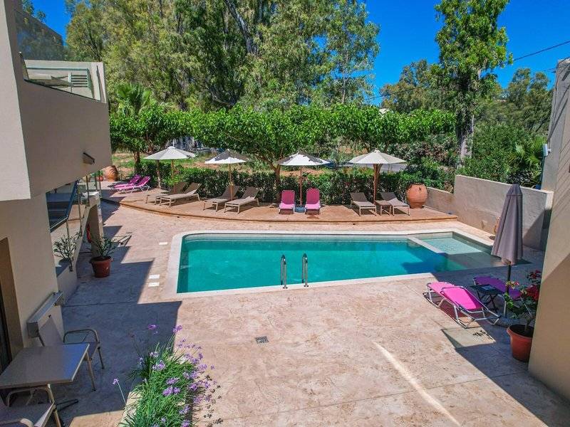 Paradise Apartments 1