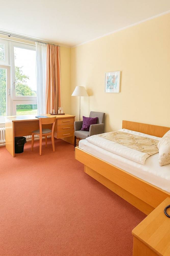 Schlosshotel Eyba 2