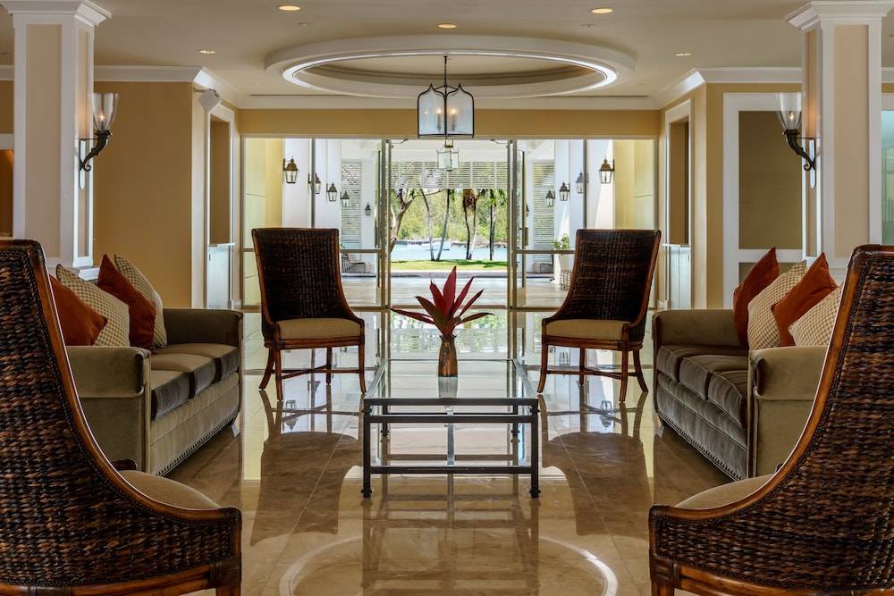 GRAND LUCAYAN LIGHTHOUSE POINTE - AI 1