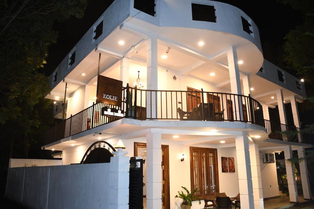 Eolie Weligama 1