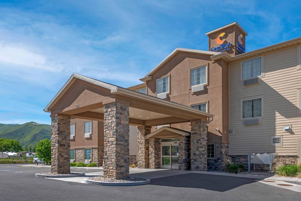 Comfort Inn & Suites Morgan - South Ogden 1