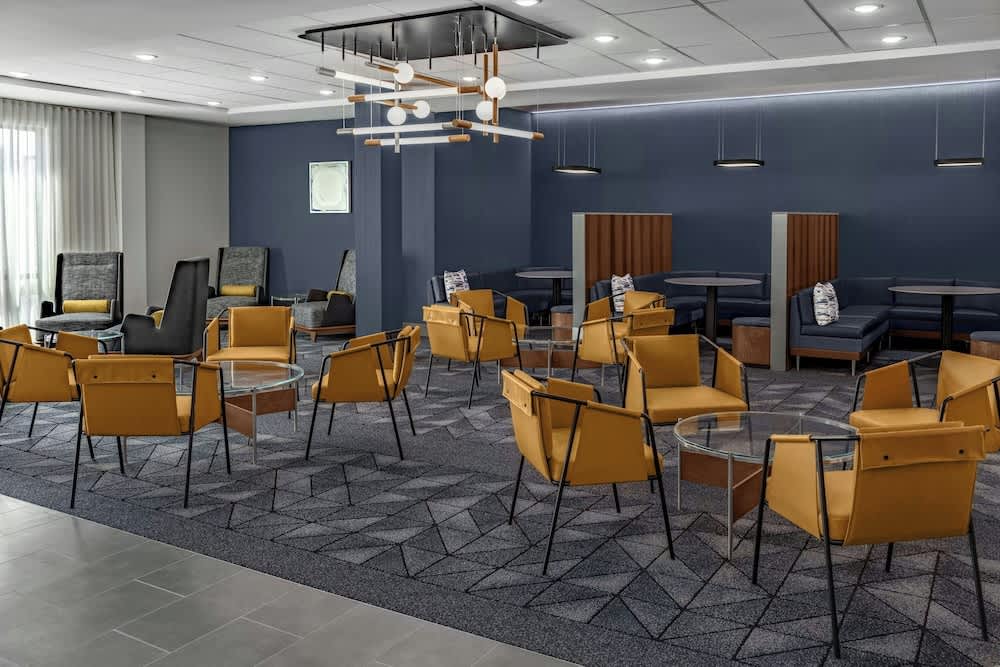 Courtyard by Marriott Sherman 2