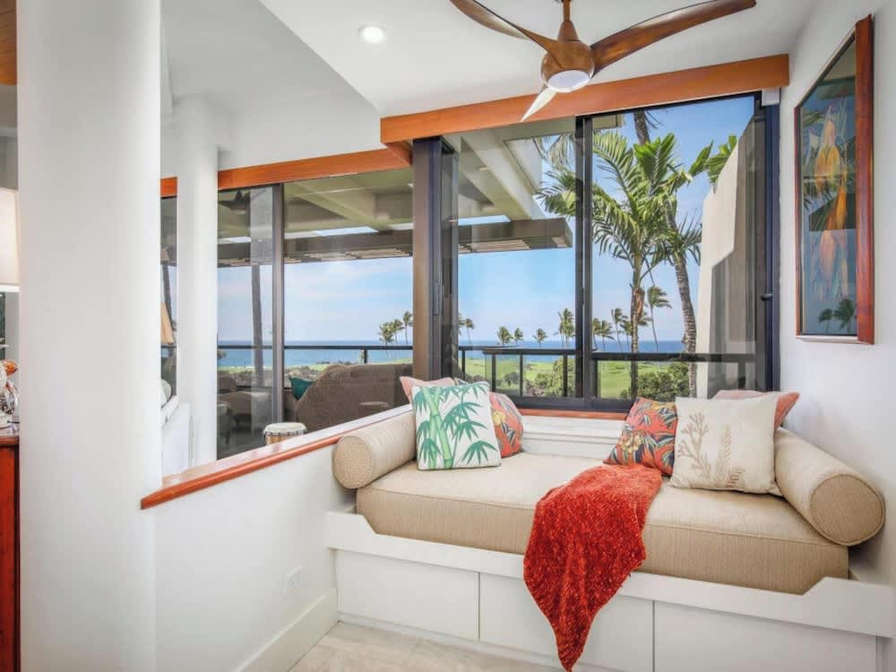 Amazing Mauna Lani Point ocean Mountain views 2