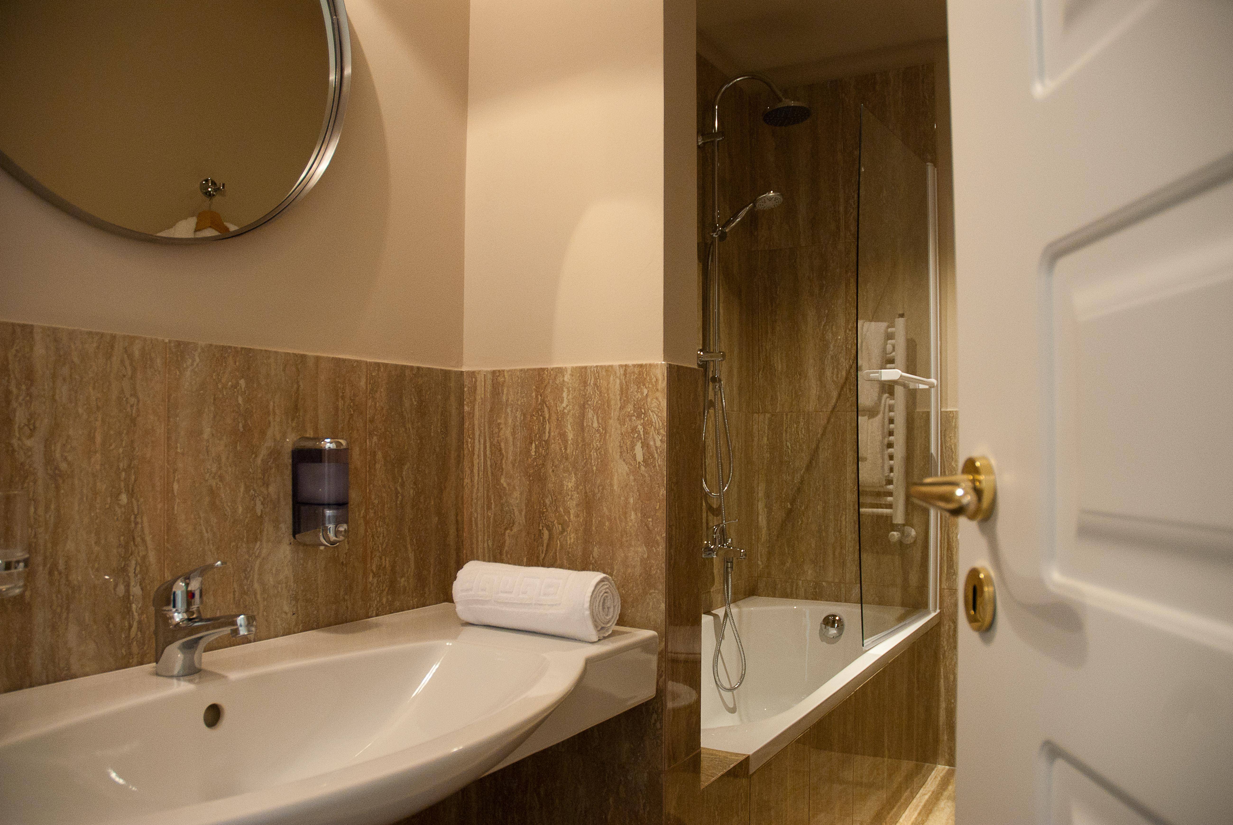Nove Guest House 2