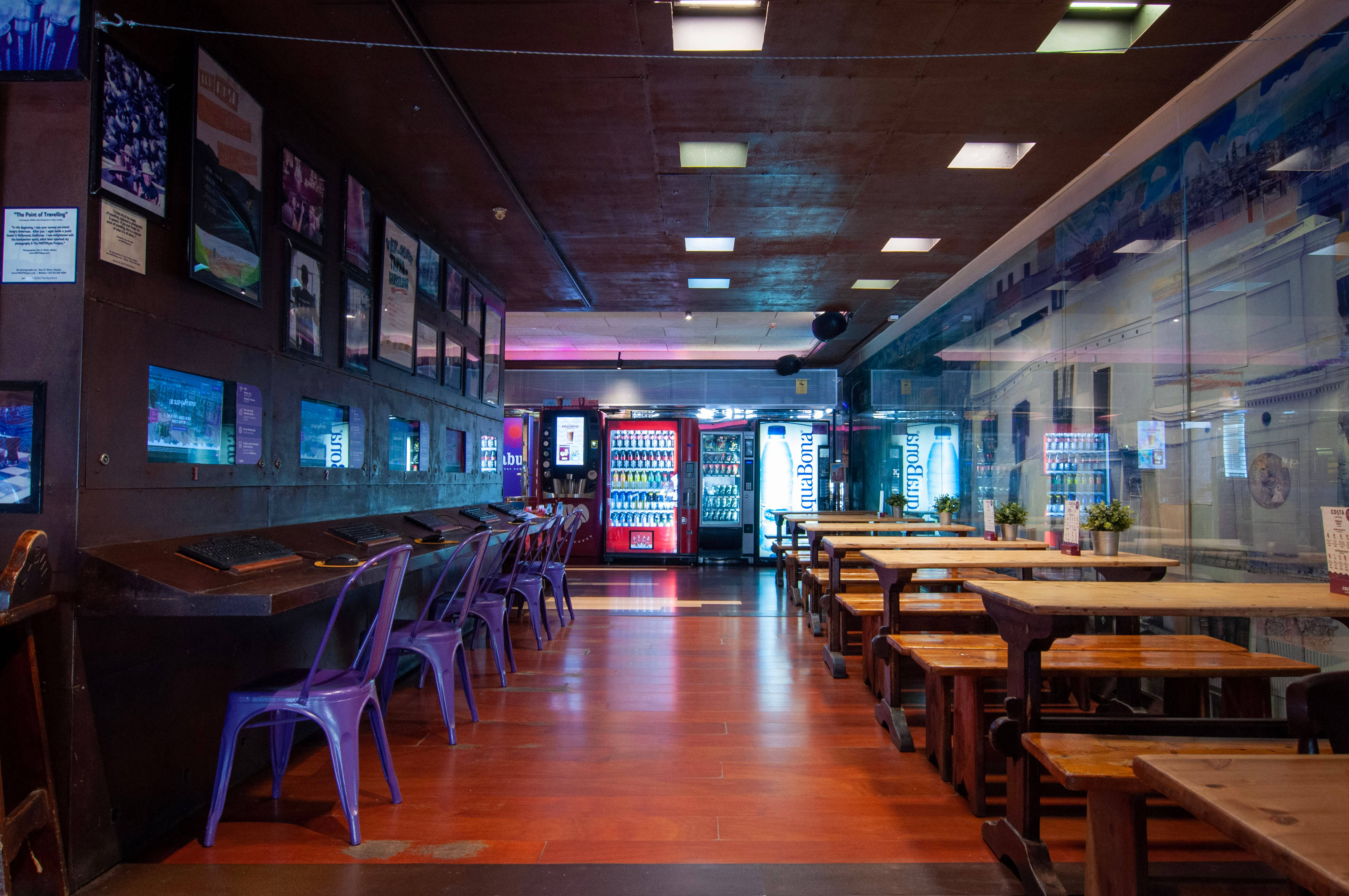 Kabul Party Hostel Barcelona 1