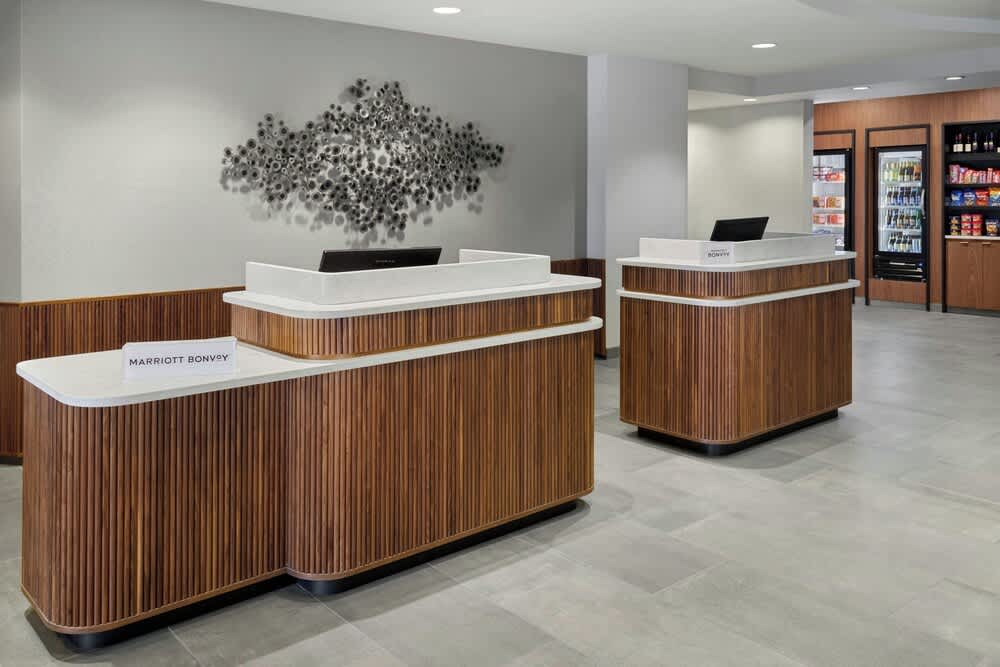 Courtyard by Marriott Kansas City Shawnee 2