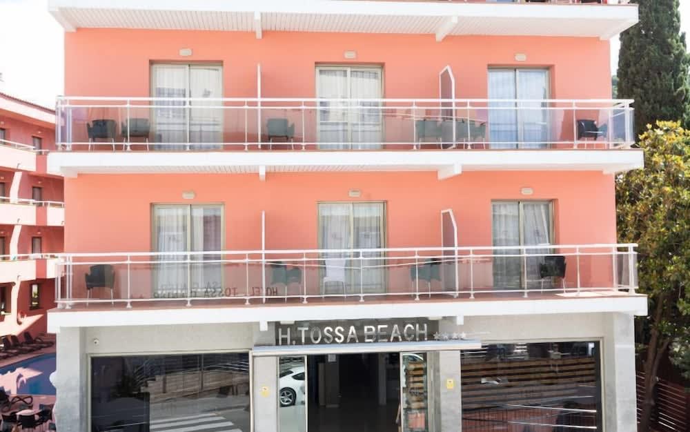Tossa Beach-Center 1