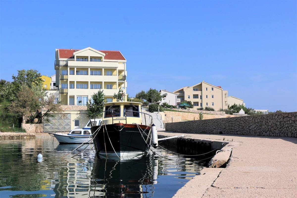 Apartments Vila 4m 2