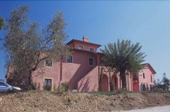 Fattoria Santa Lucia Borgo alla Cantina 1