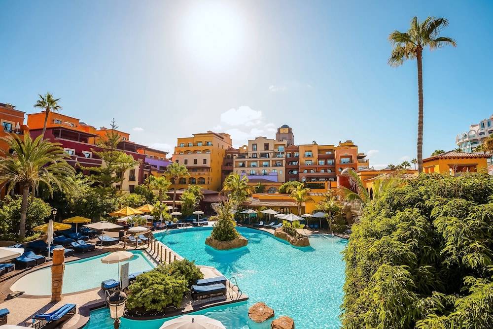 Europe Villa Cortes GL 1