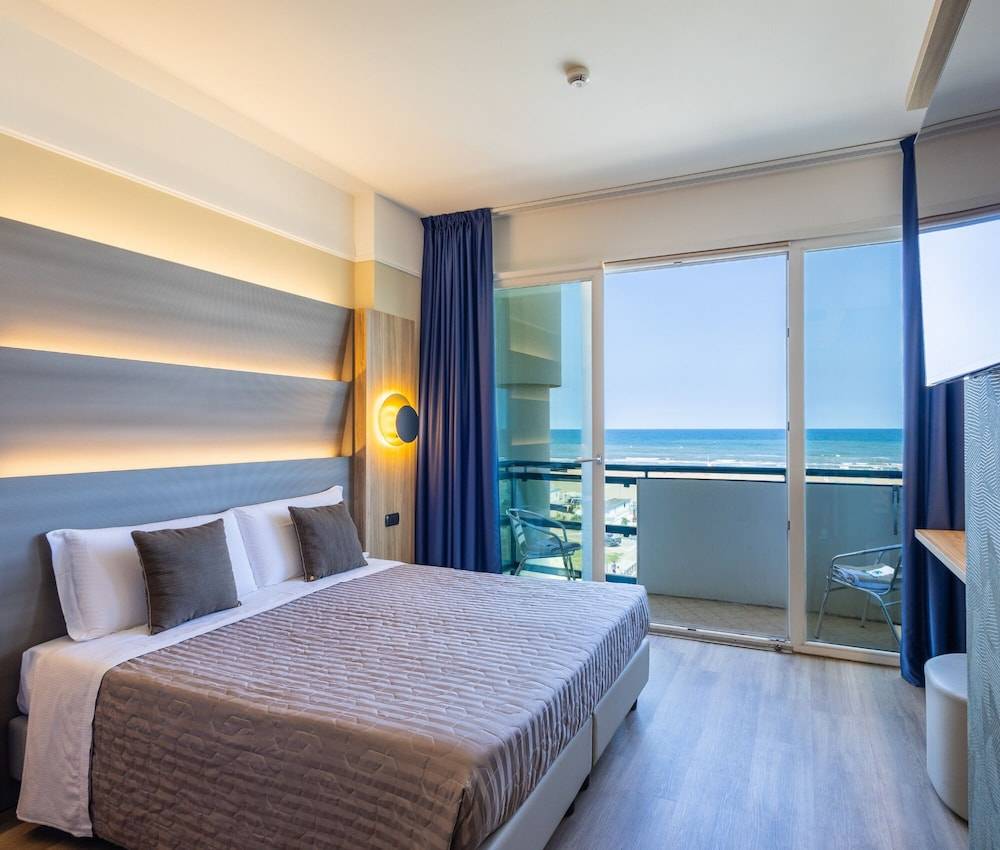 Hotel Palm Beach B&B SEA VIEW 1