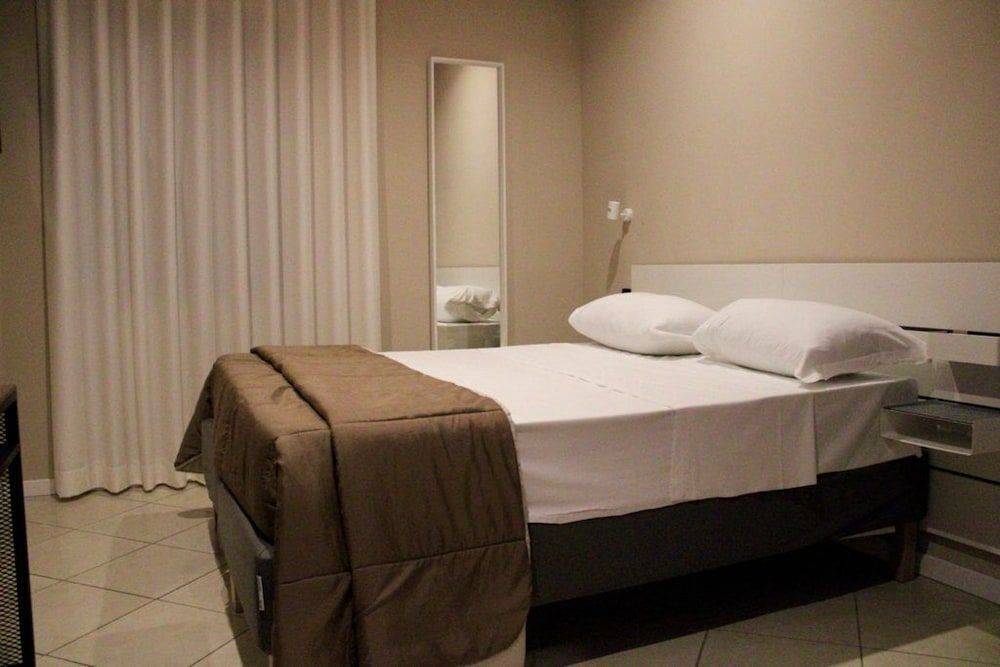 Business Hotel 2