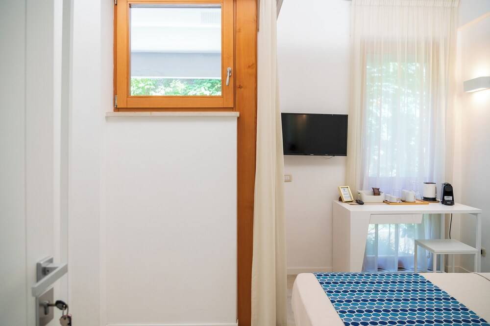Capri Koral Guest House 2