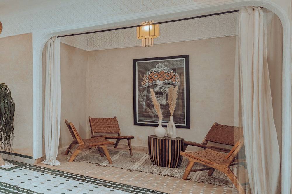 Riad Valentine 2