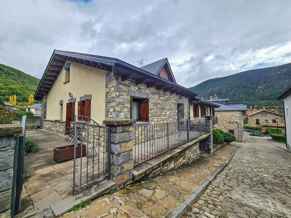 Apartamentos Casa Boira 3000 1