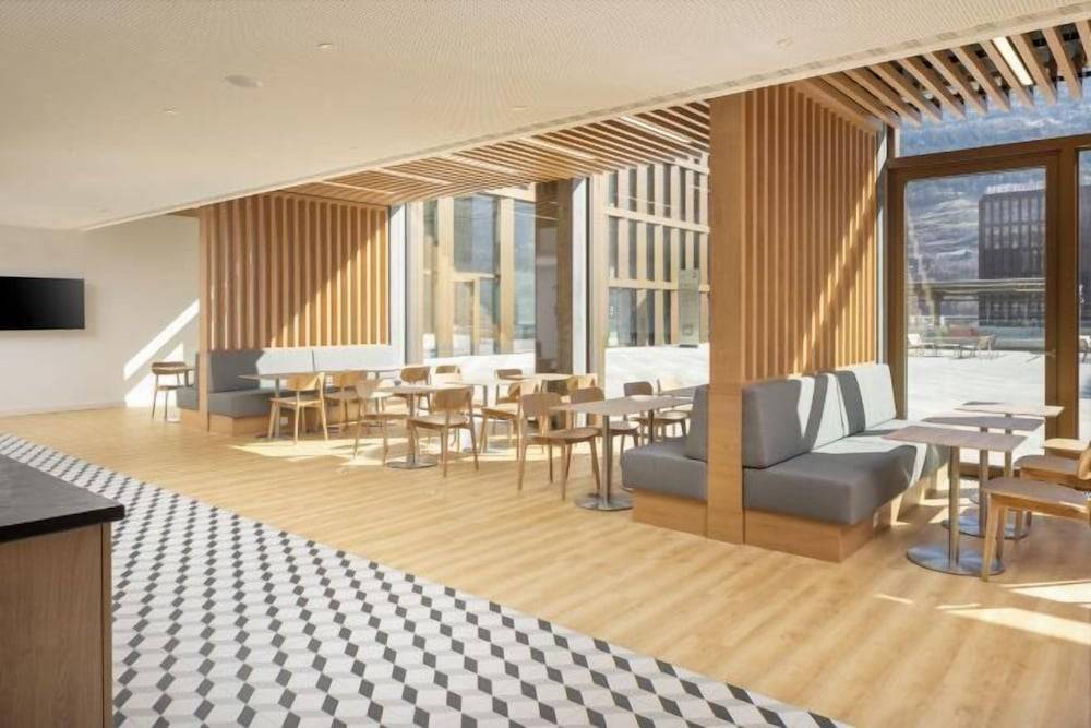 Holiday Inn Express & Suites SION by IHG 2