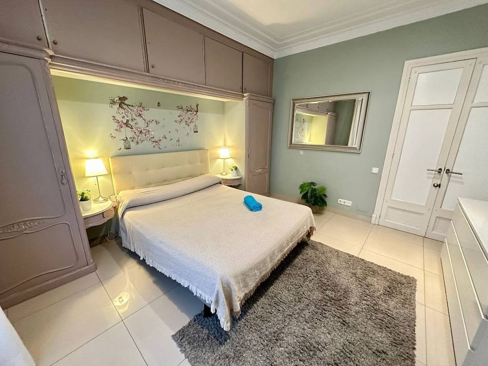 Rooms Gran Via 1