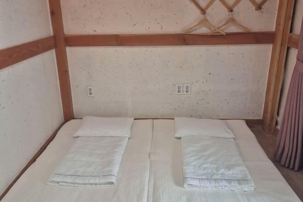 Adam Guesthouse 1