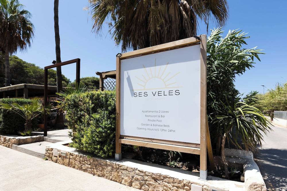 SES VELES IBIZA HOUSE 2