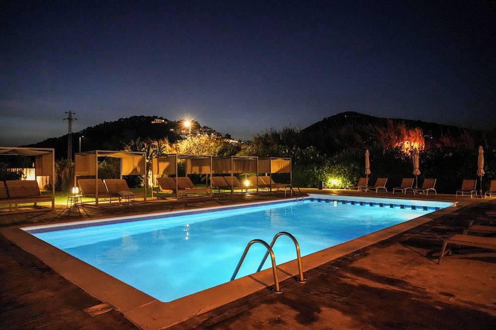 SES VELES IBIZA HOUSE 1
