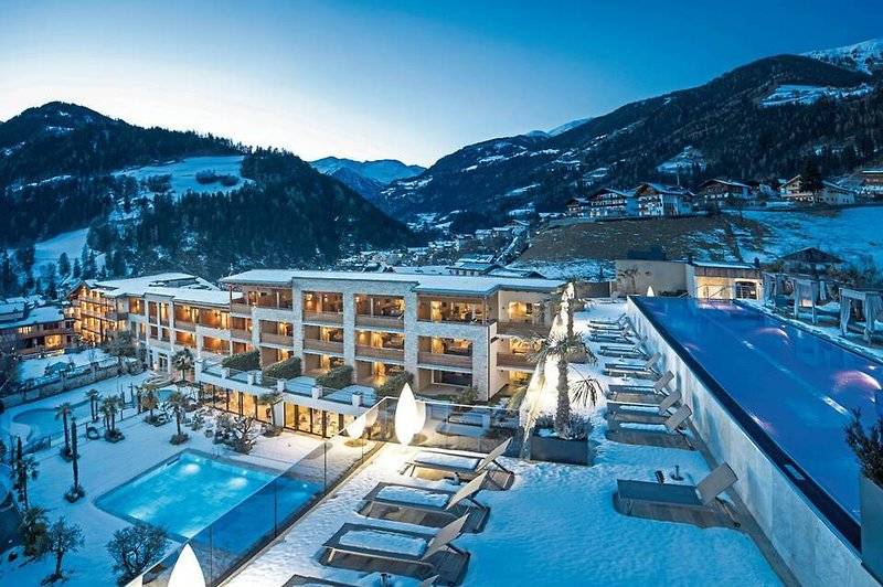 Stroblhof Active Family Spa Resort 2