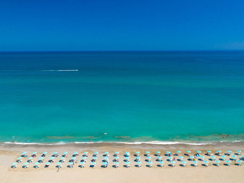 Golden Beach Hotel 2