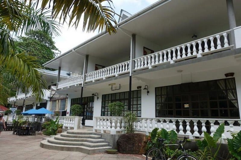 La Digue Self-Catering Apartments 2