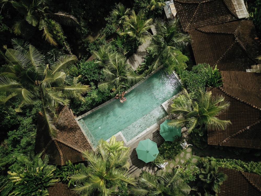 Aksmi Suites & Villas 1