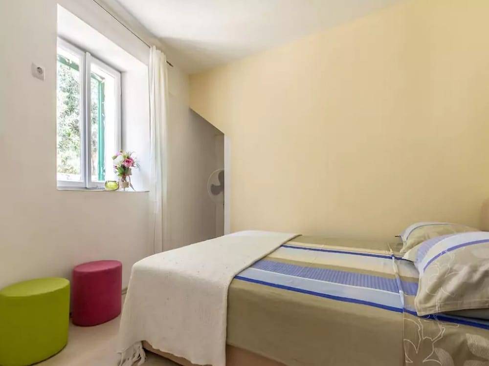 Apartment Bova 2