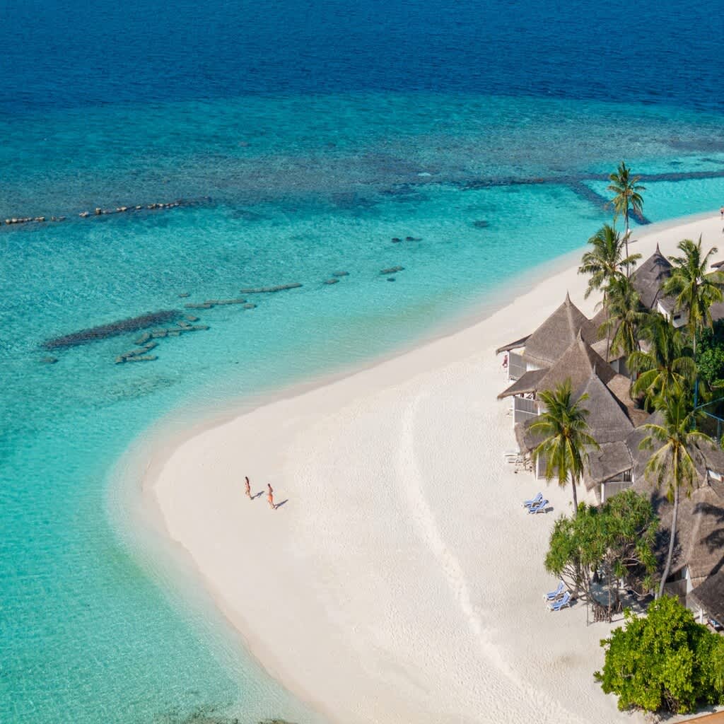 Angaga Island Resort and Spa 2