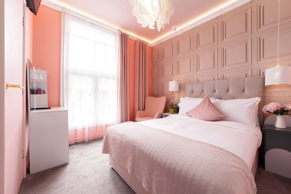 Harbour Hub Hotel 1