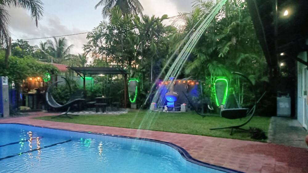 Palms Villa 1