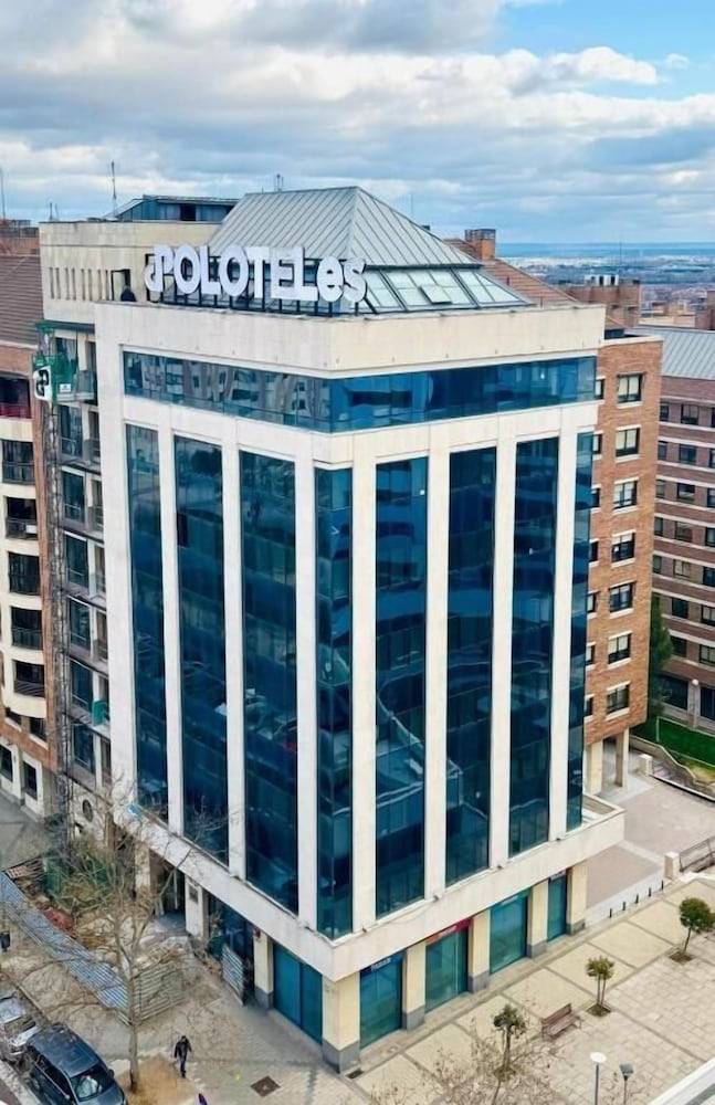 Polotel 1