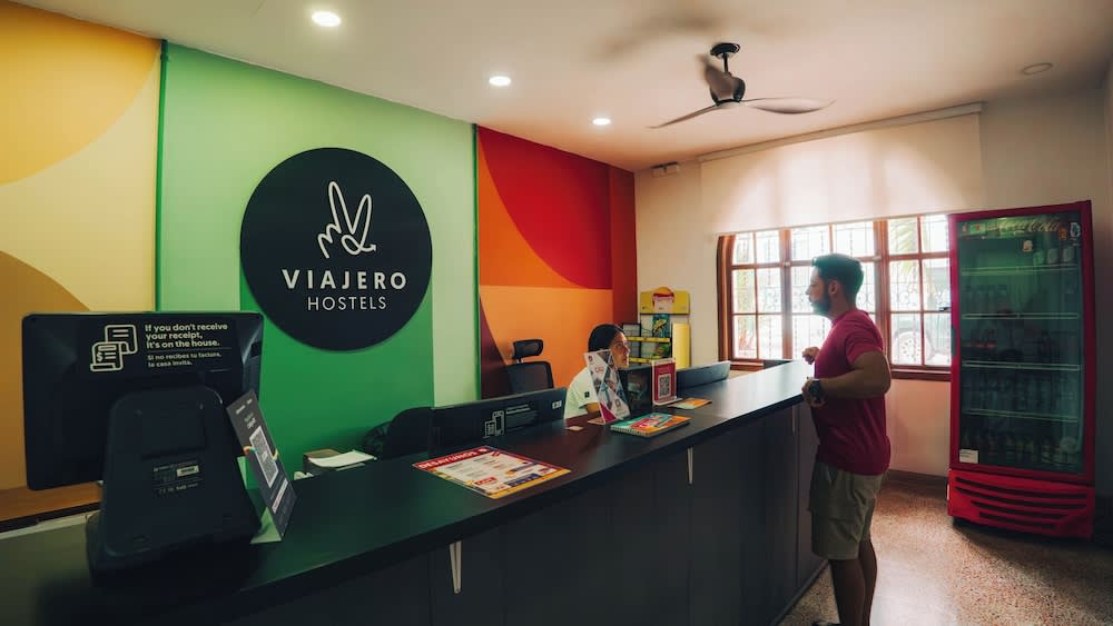 Viajero Cali Hostel & Salsa School 2