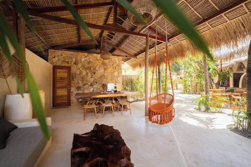 Divino Gili Air 2