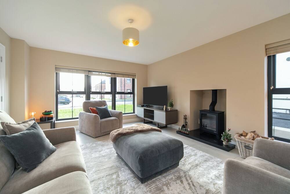 Modern Entire Home Retreat in Newry 1