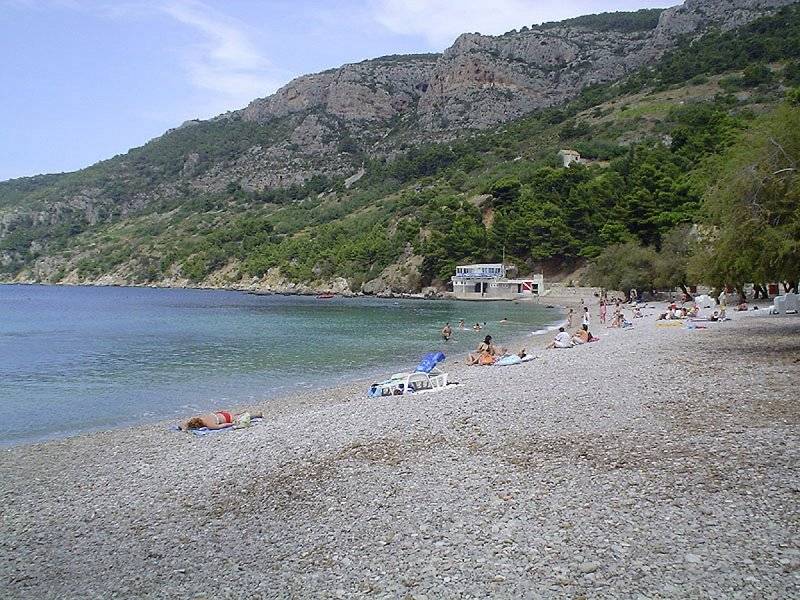 Bisevo 1