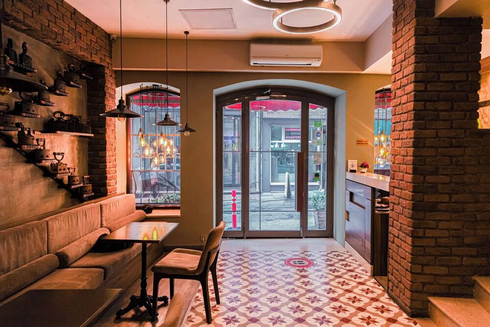 The Pera Hotel 2