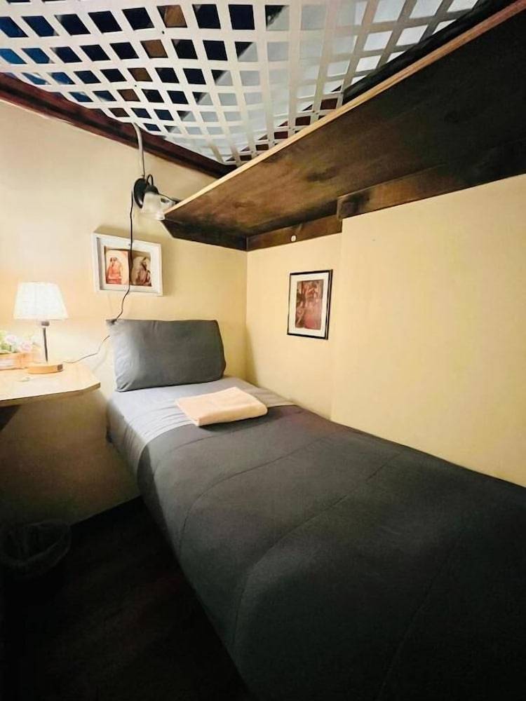 New York Spirit Retreats HOSTEL 1