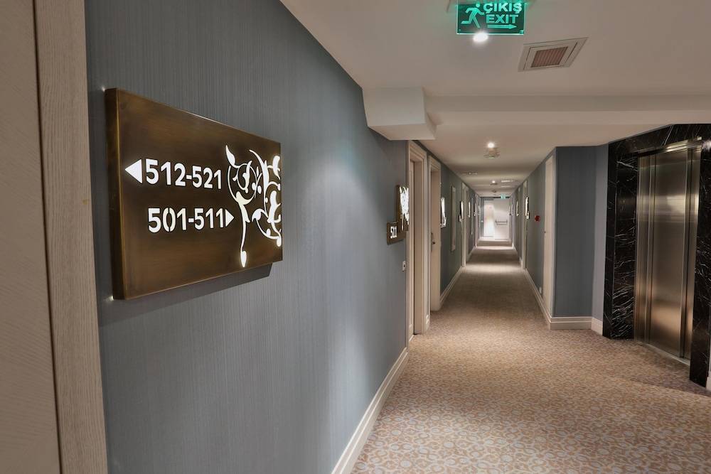 AHC Old City Hotel 2